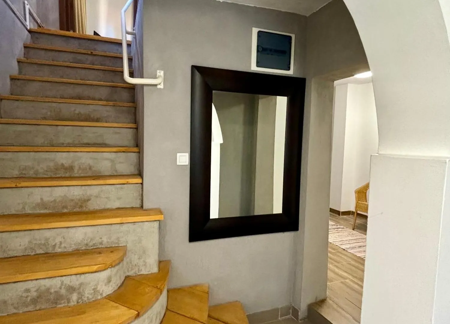 Charming Two- Bedroom House 布加勒斯特